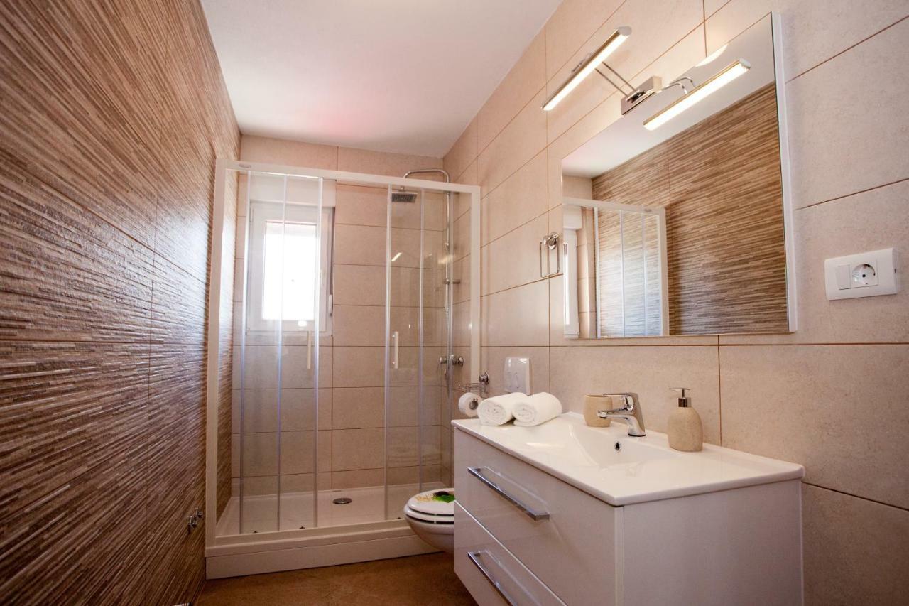 Apartments Mia 4&5 Baska Voda Ngoại thất bức ảnh