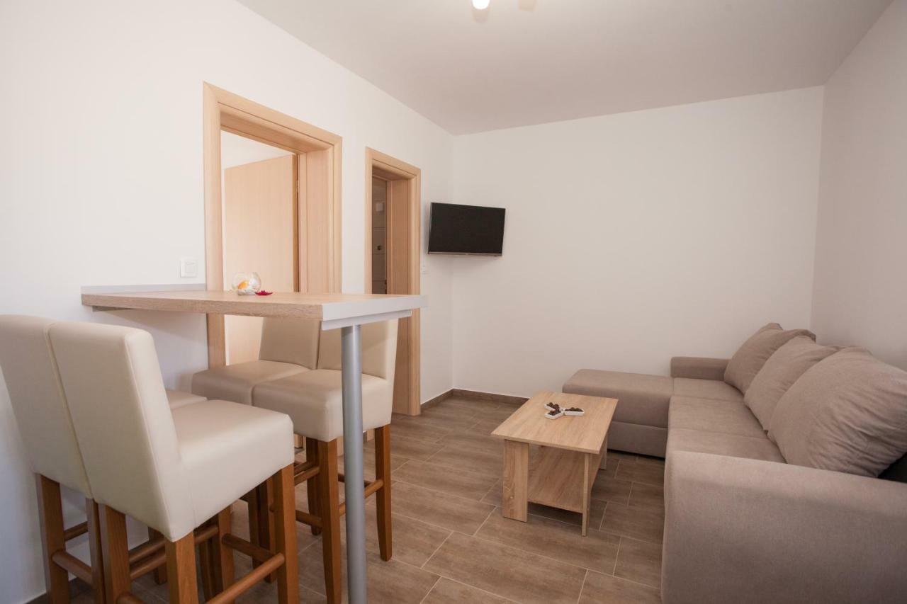 Apartments Mia 4&5 Baska Voda Ngoại thất bức ảnh