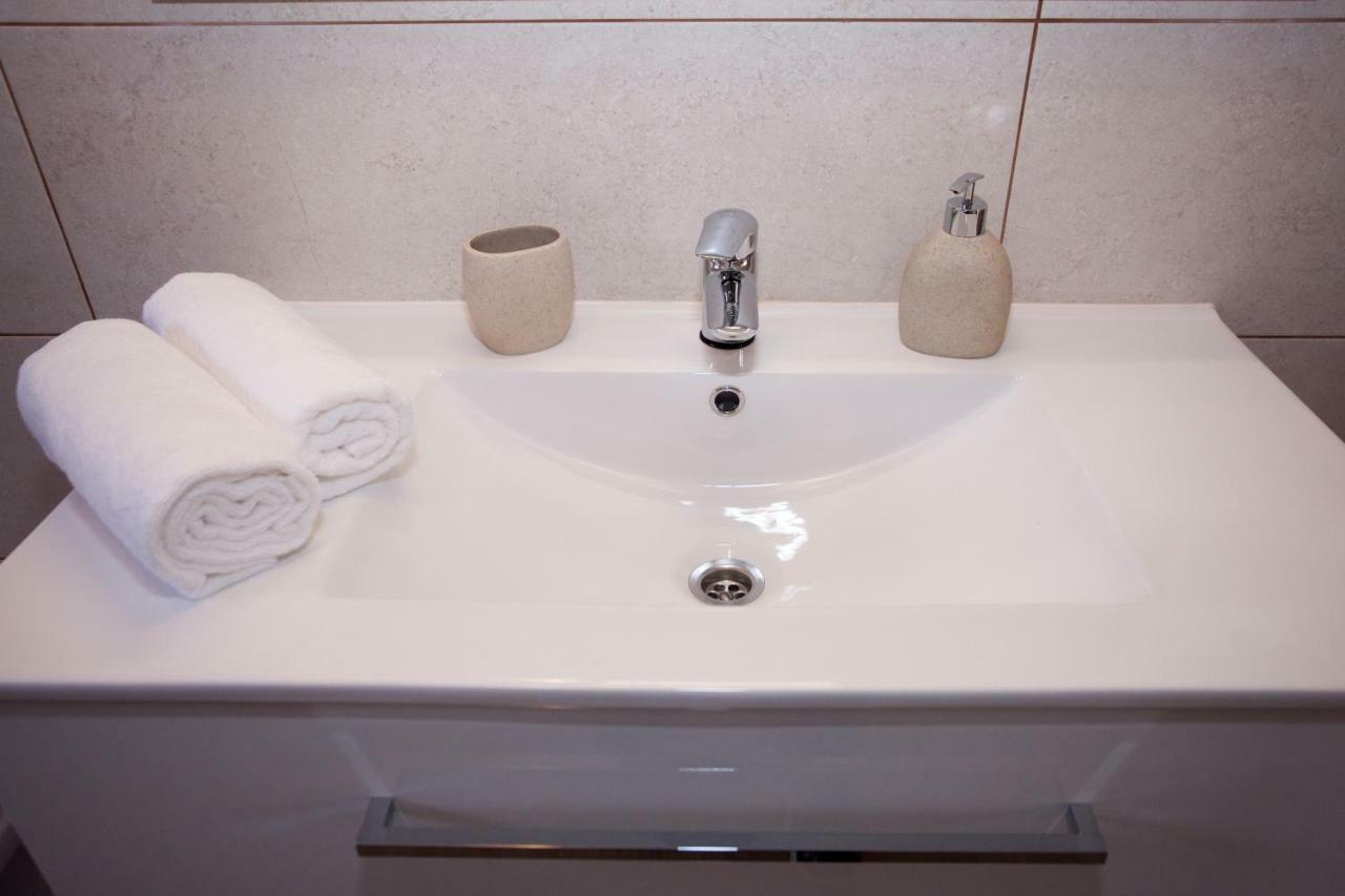Apartments Mia 4&5 Baska Voda Ngoại thất bức ảnh